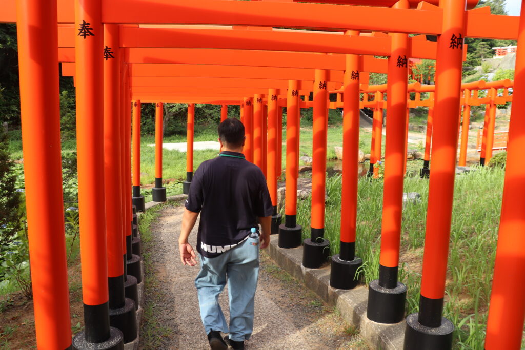 高山稲荷神社
